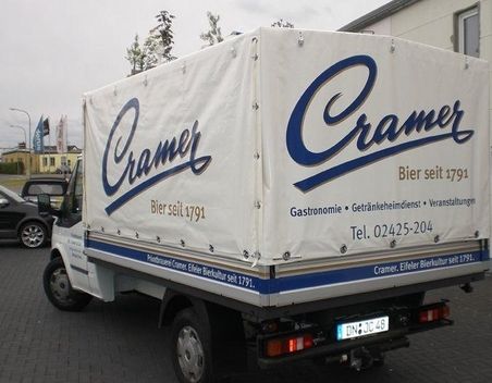 Mit Cramer Brauerei bedruckte LKW Plane